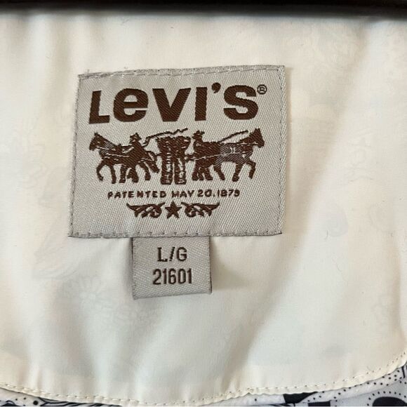 Levi’s Ivory Hooded Ski Snow Winter Jacket - Picture 8 of 11